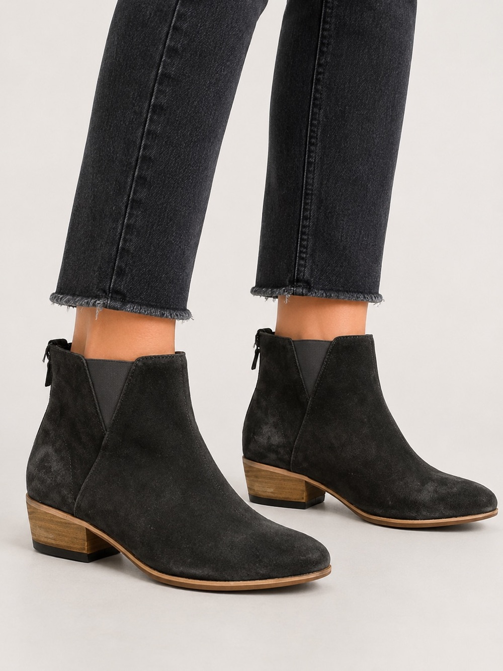 Rebels Beckett Ankle Boots Suede Brown Grey Chelsea Bootie Size 7.5